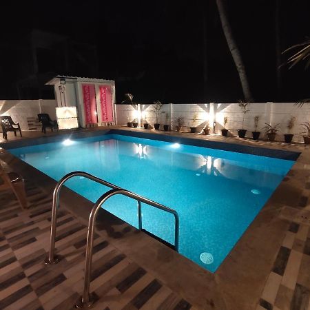 Pv Inn Пондичерри Экстерьер фото