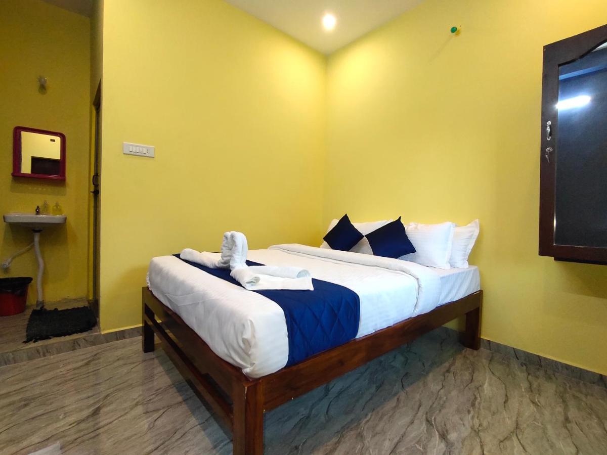 Pv Inn Пондичерри Экстерьер фото