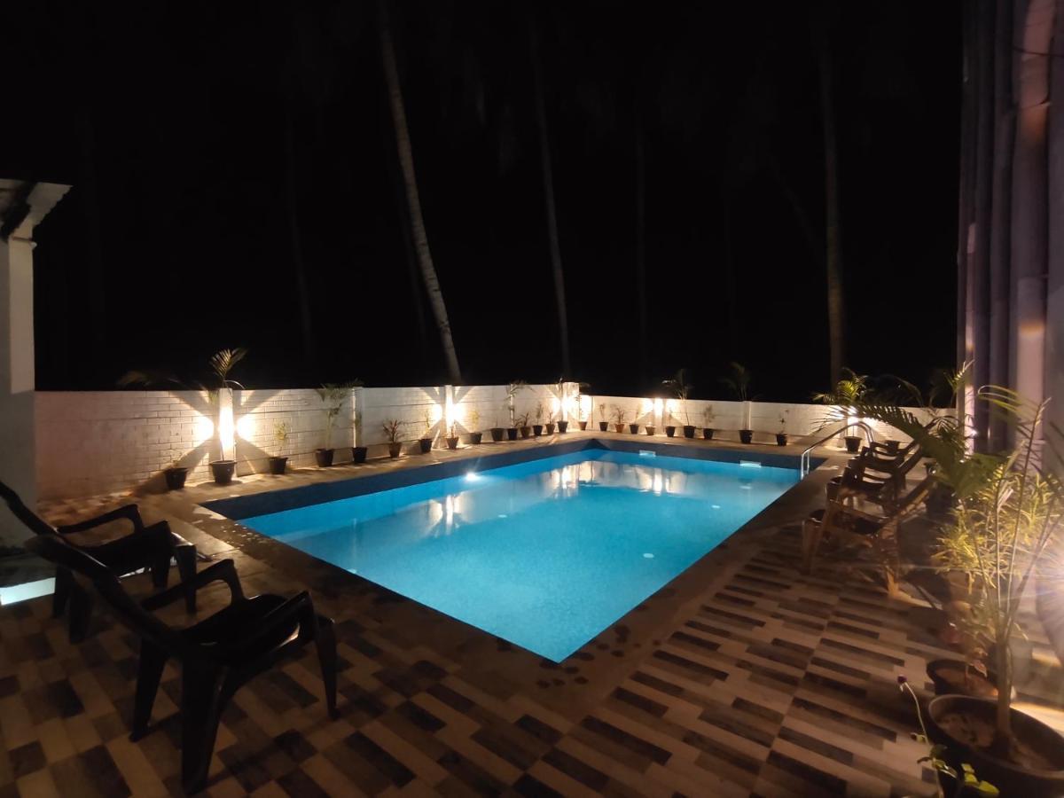 Pv Inn Пондичерри Экстерьер фото