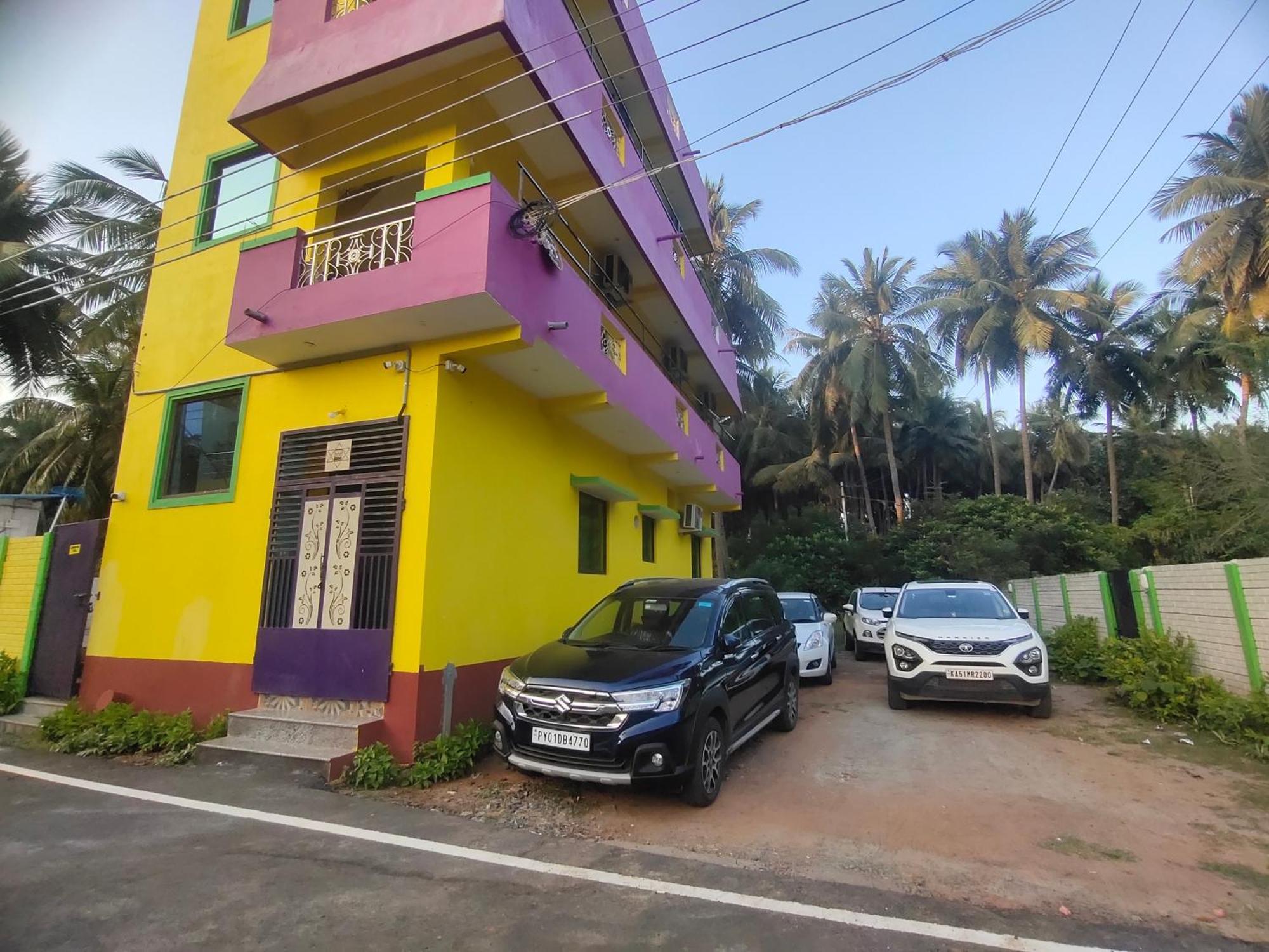 Pv Inn Пондичерри Экстерьер фото