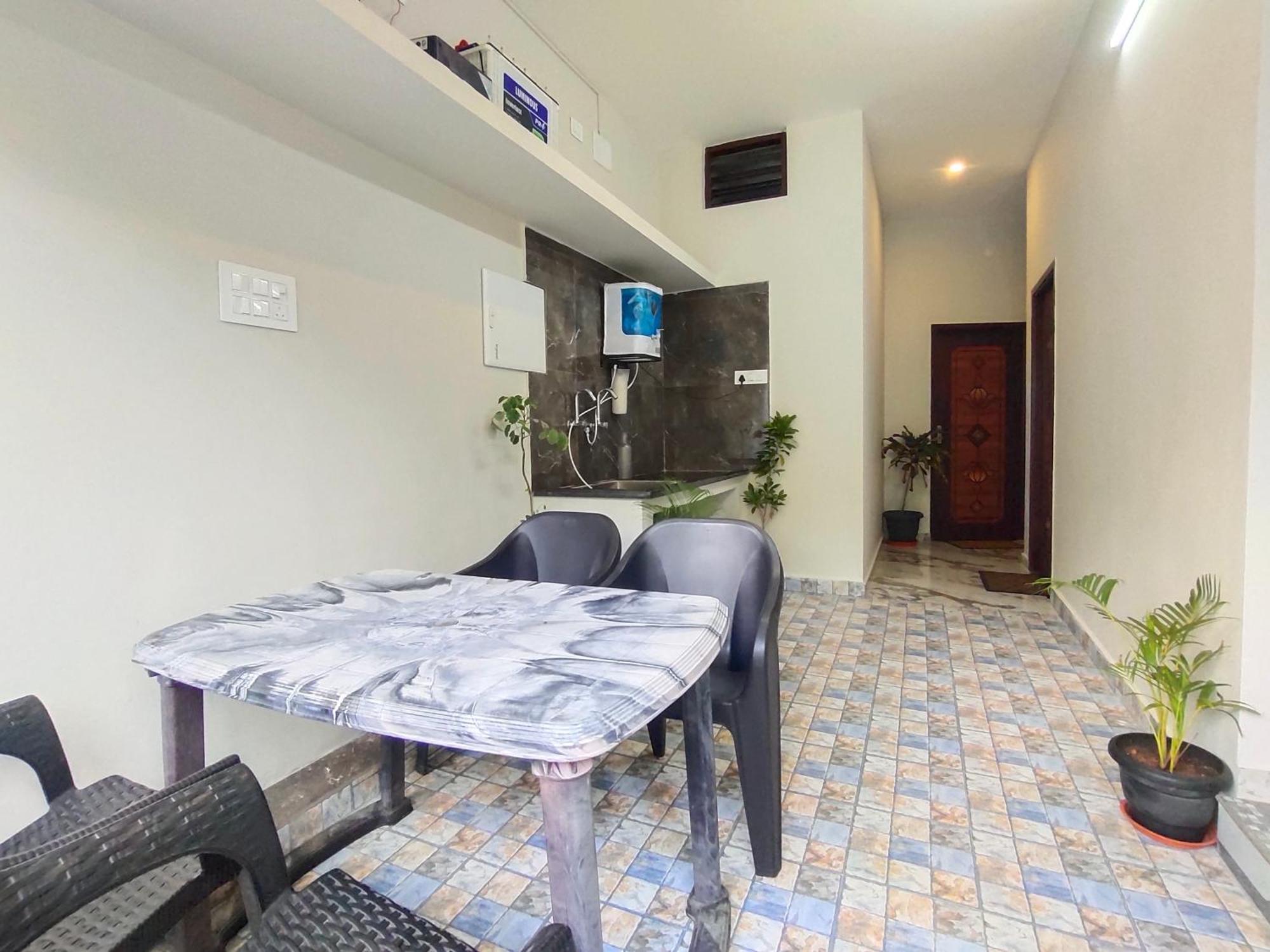 Pv Inn Пондичерри Экстерьер фото