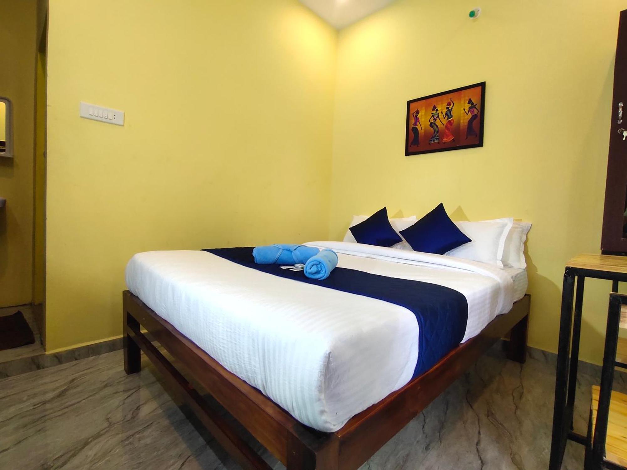 Pv Inn Пондичерри Экстерьер фото